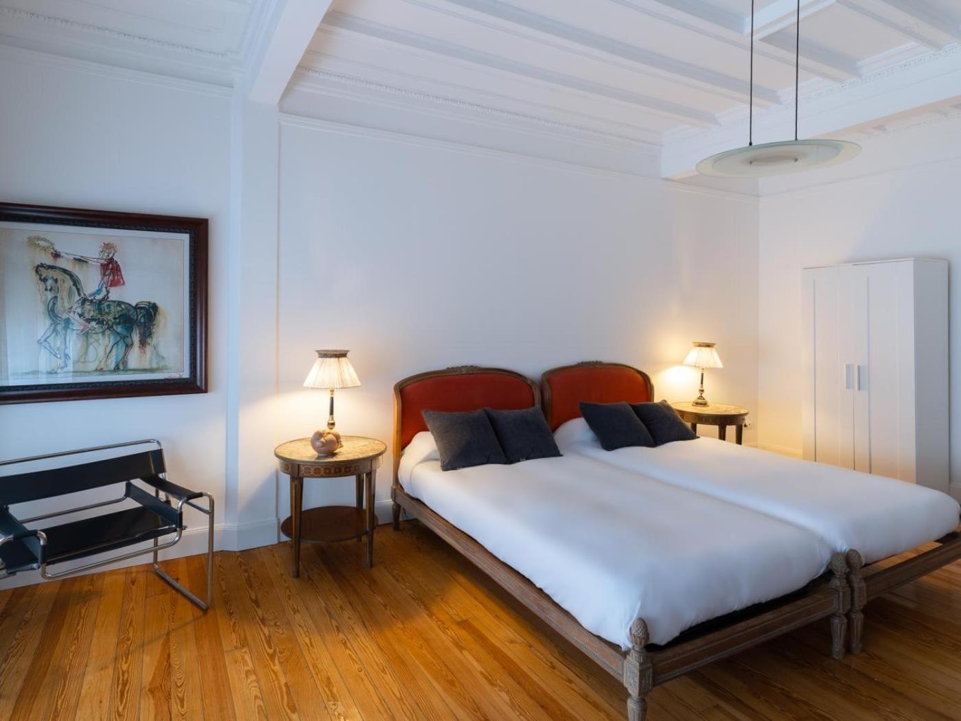 Housingleon Gaudi Suites מראה חיצוני תמונה