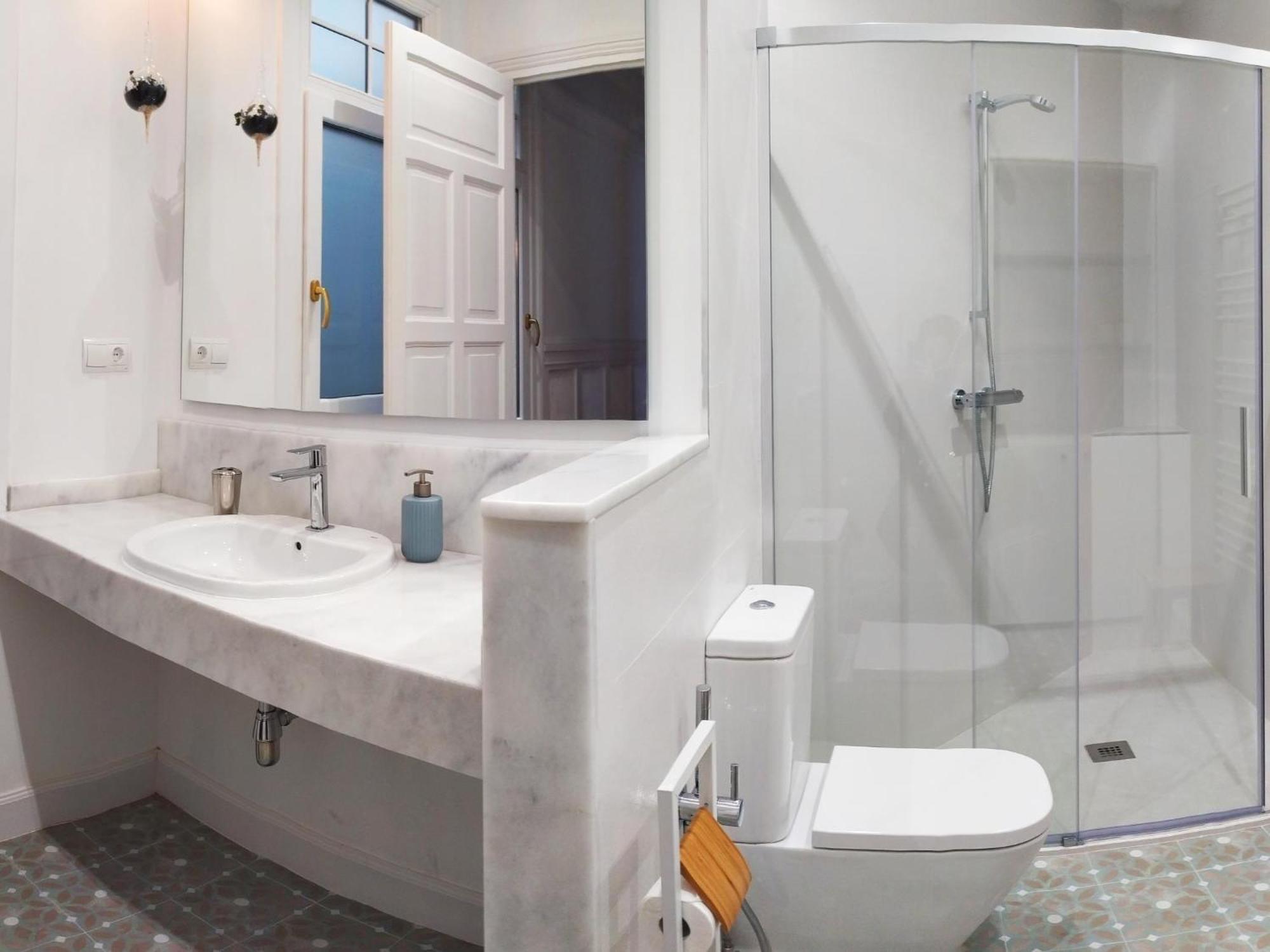 Housingleon Gaudi Suites מראה חיצוני תמונה